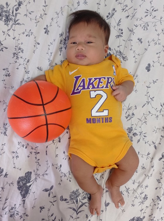 Baby Monthly Onesies - Basketball Jersey Los Angeles Lakers –  MYSTYLEMYCLOTHING™