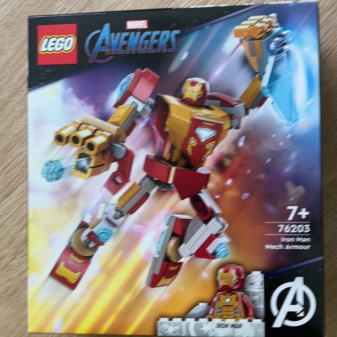 READY STOCKS] LEGO Marvel Studio Super Heroes Avengers 76203 Iron Man Mech  Armor