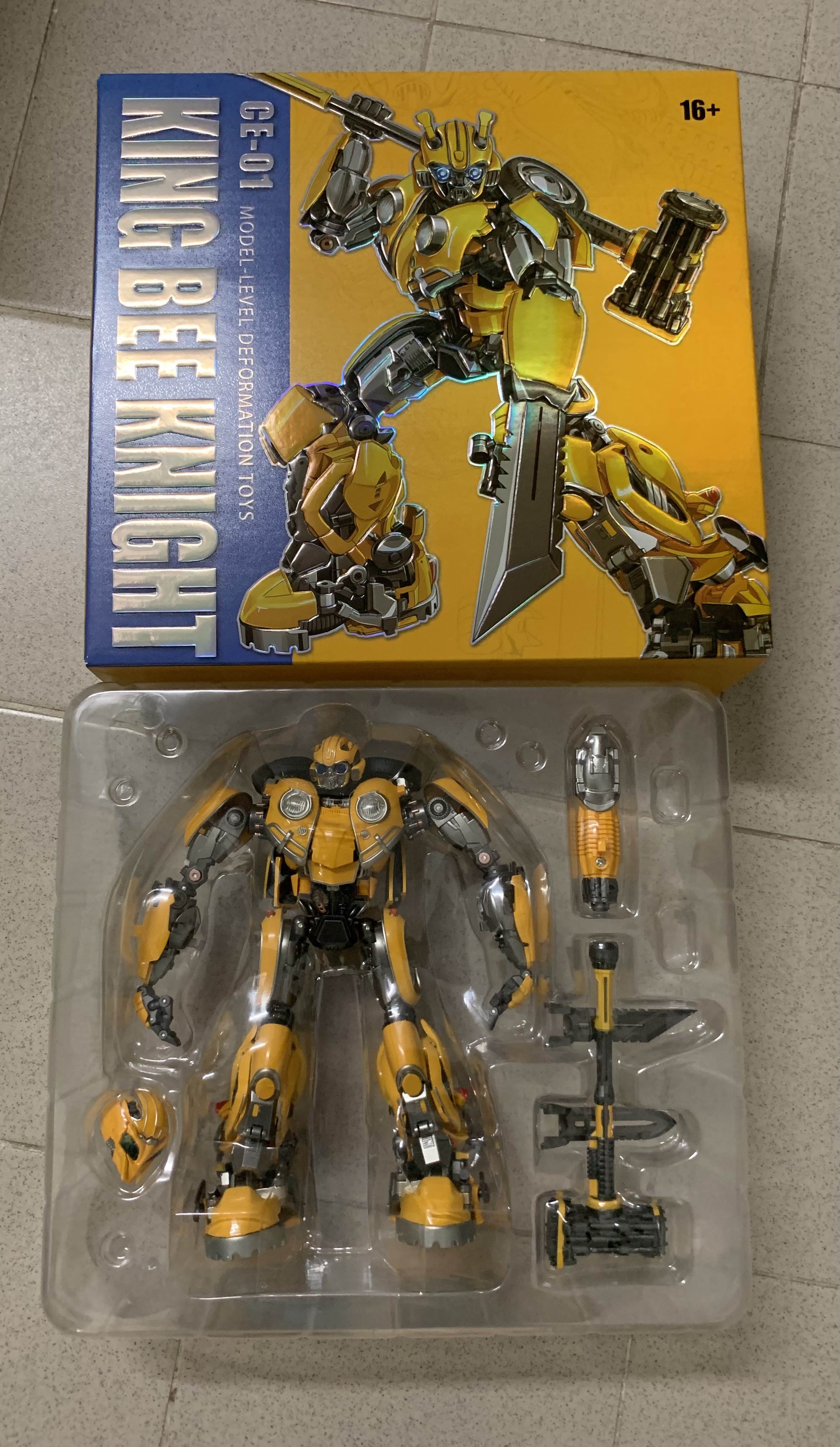 Cyber Era Transformable Robot - CE-01 King Bee Knight ( KO