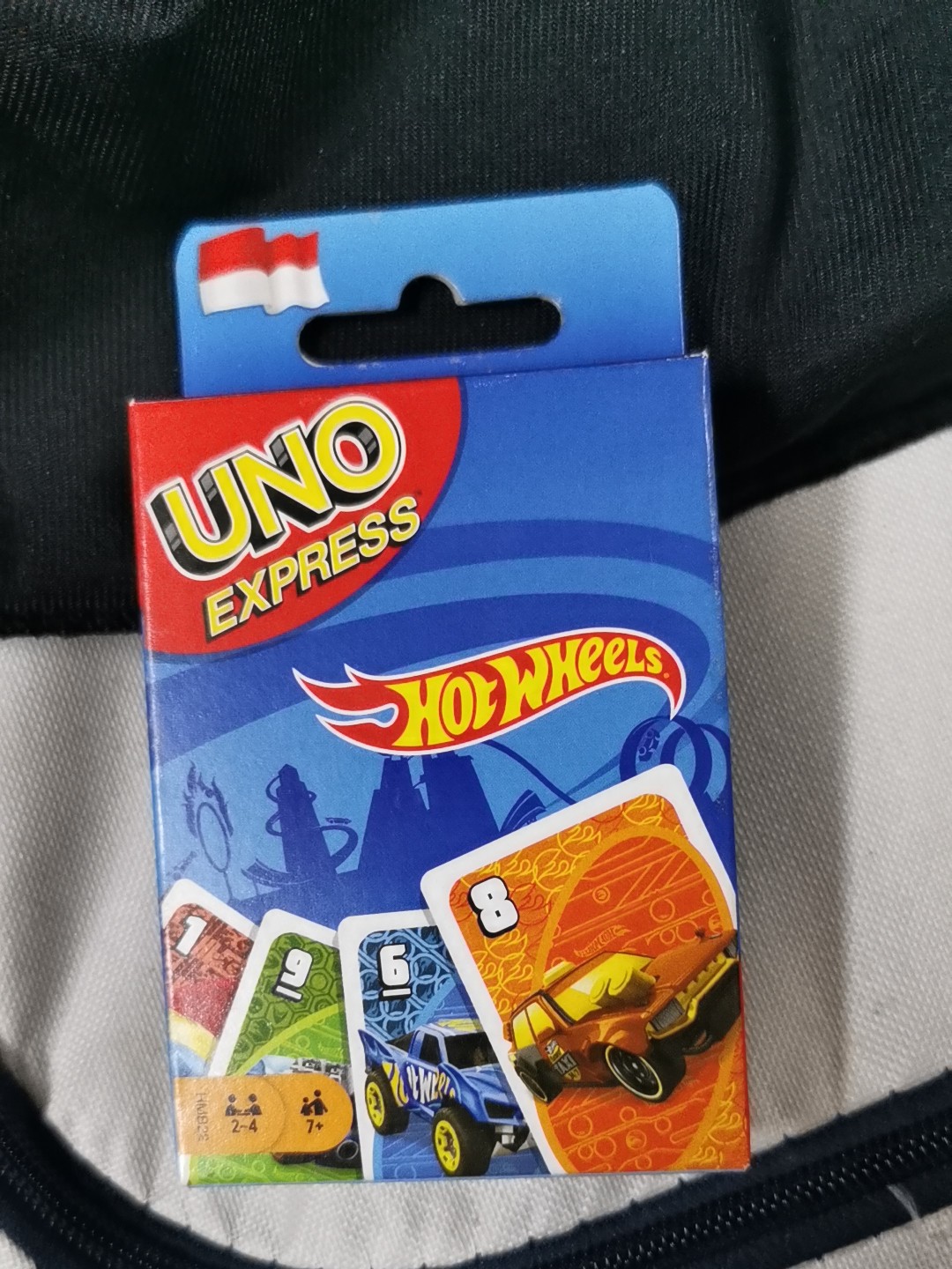 UNO Express Hot Wheels Edition – Juego De Cartas Rápido Con Diseños Temáticos – Ideal Para 2 A 4 Jugadores A Partir De 7 Años