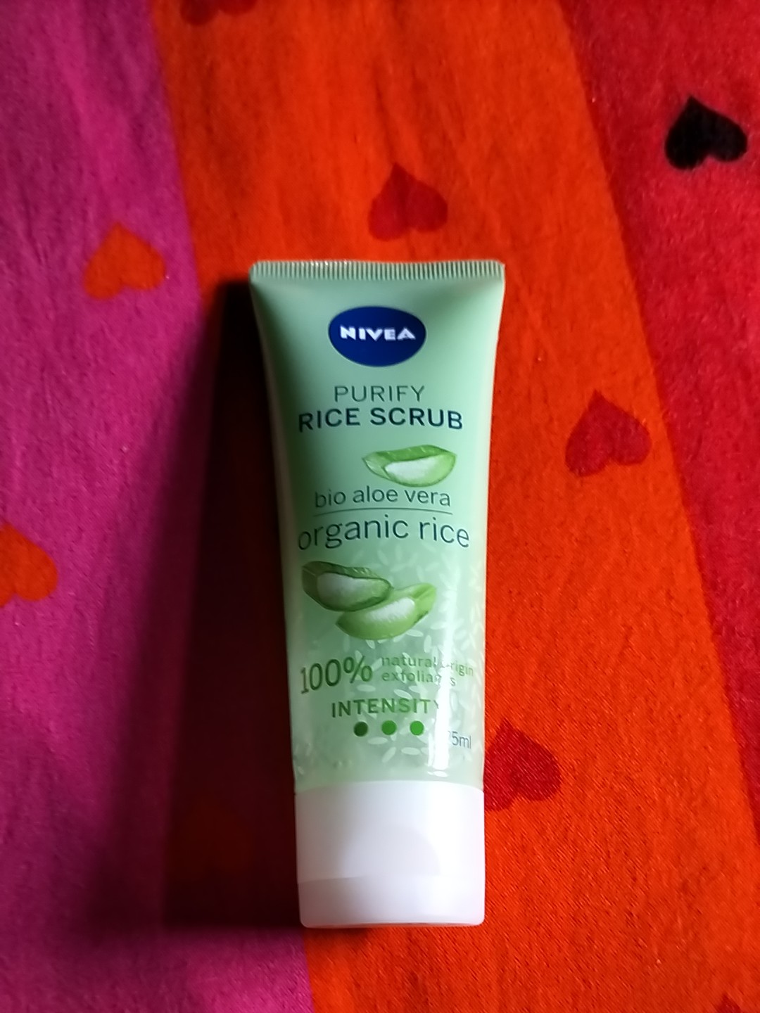 Nivea Face Care for Women Glow Rice Scrub Organic Rice Bio Aloe Vera 75ml /  Face Scrub / Natural Ingredients, Vegan, Aloe Vera, Combination Skin /  Exfoliating Face Wash, Face Exfoliator /