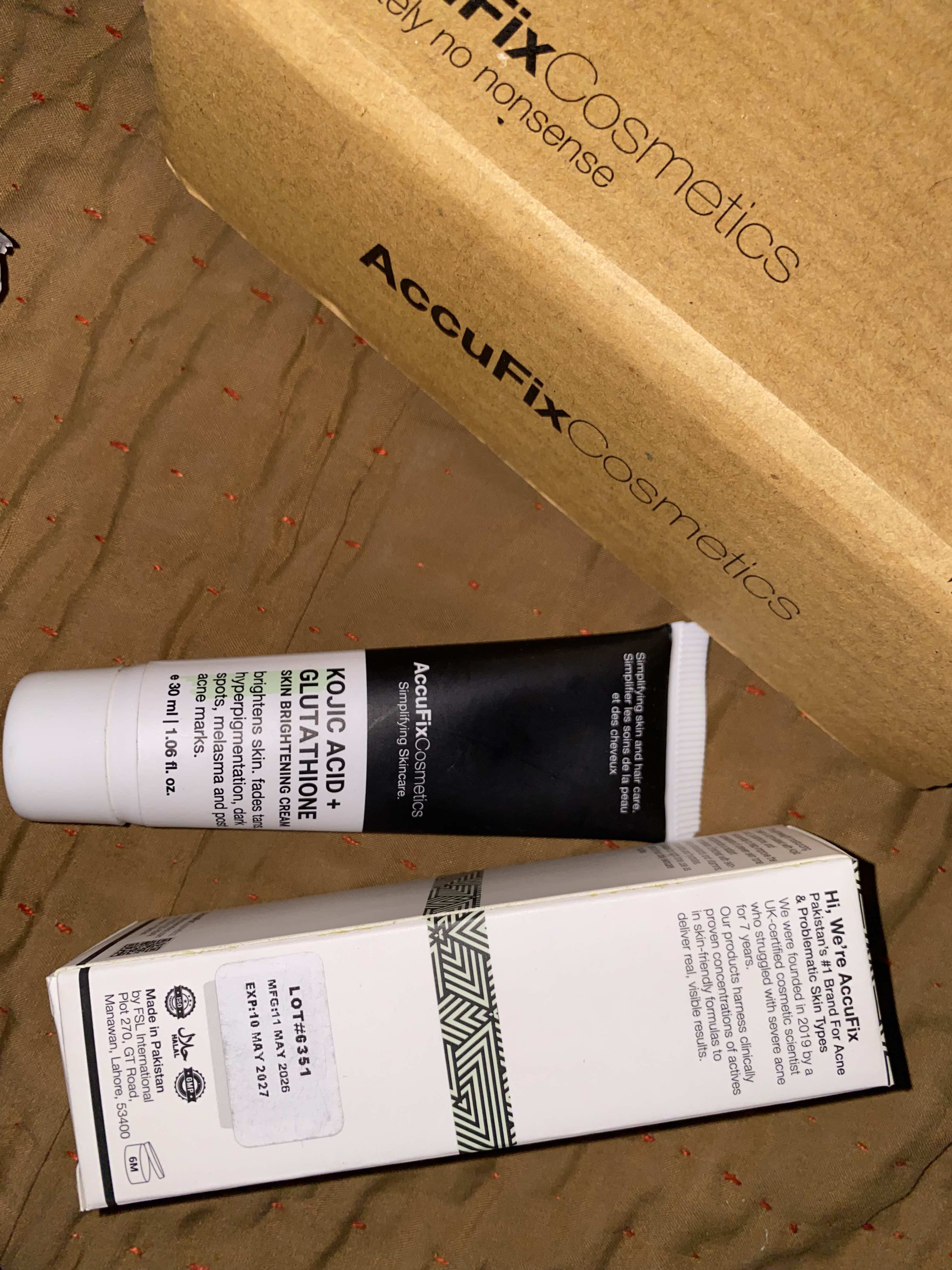 accufix kojic acid glutathione skin brightening cream AccuFix Cosmetics Kojic Acid Glutathione Skin Brightening Cream | Avaiable  in 50g & 30g