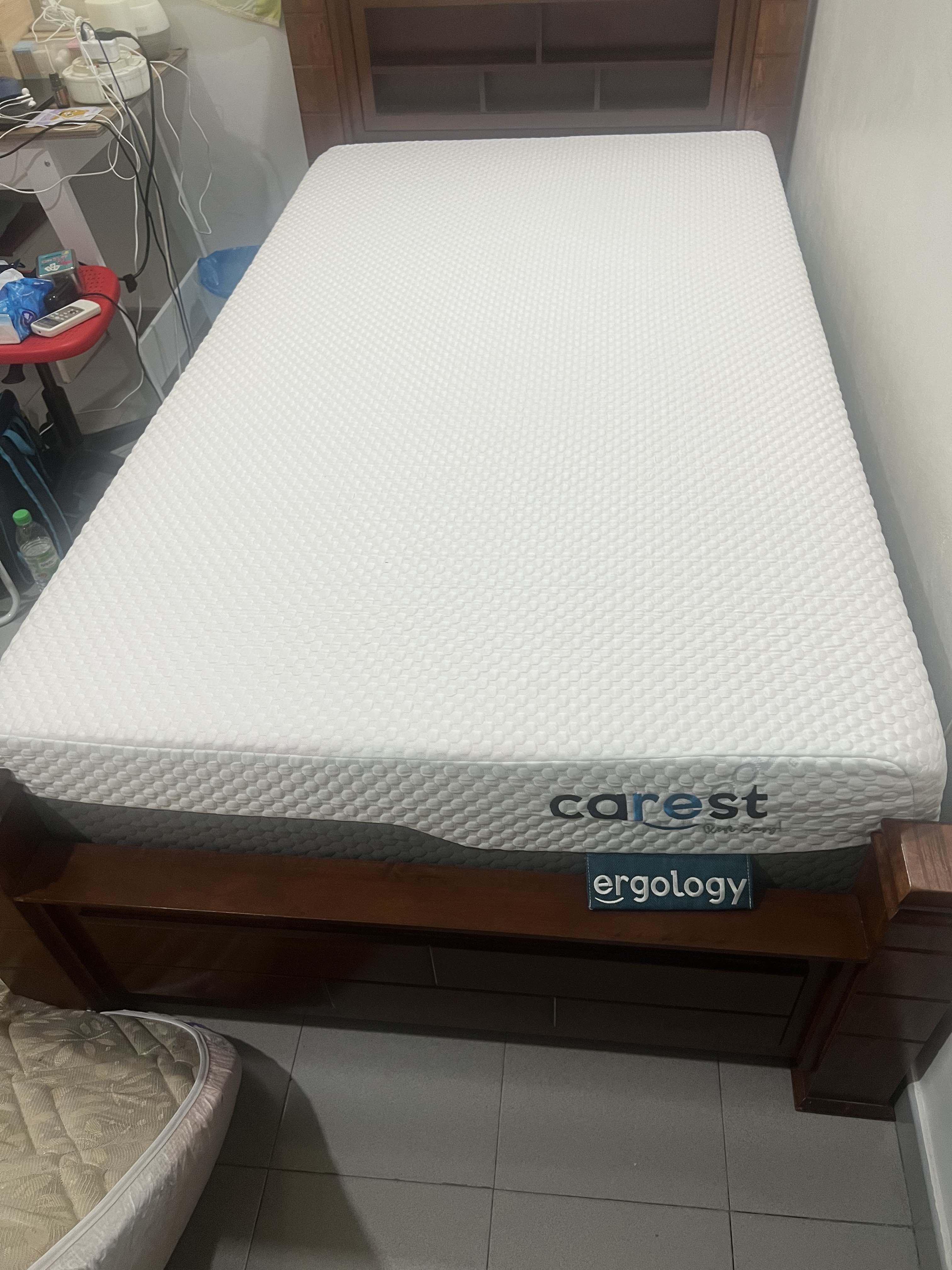 Carest mattress clearance and pillow