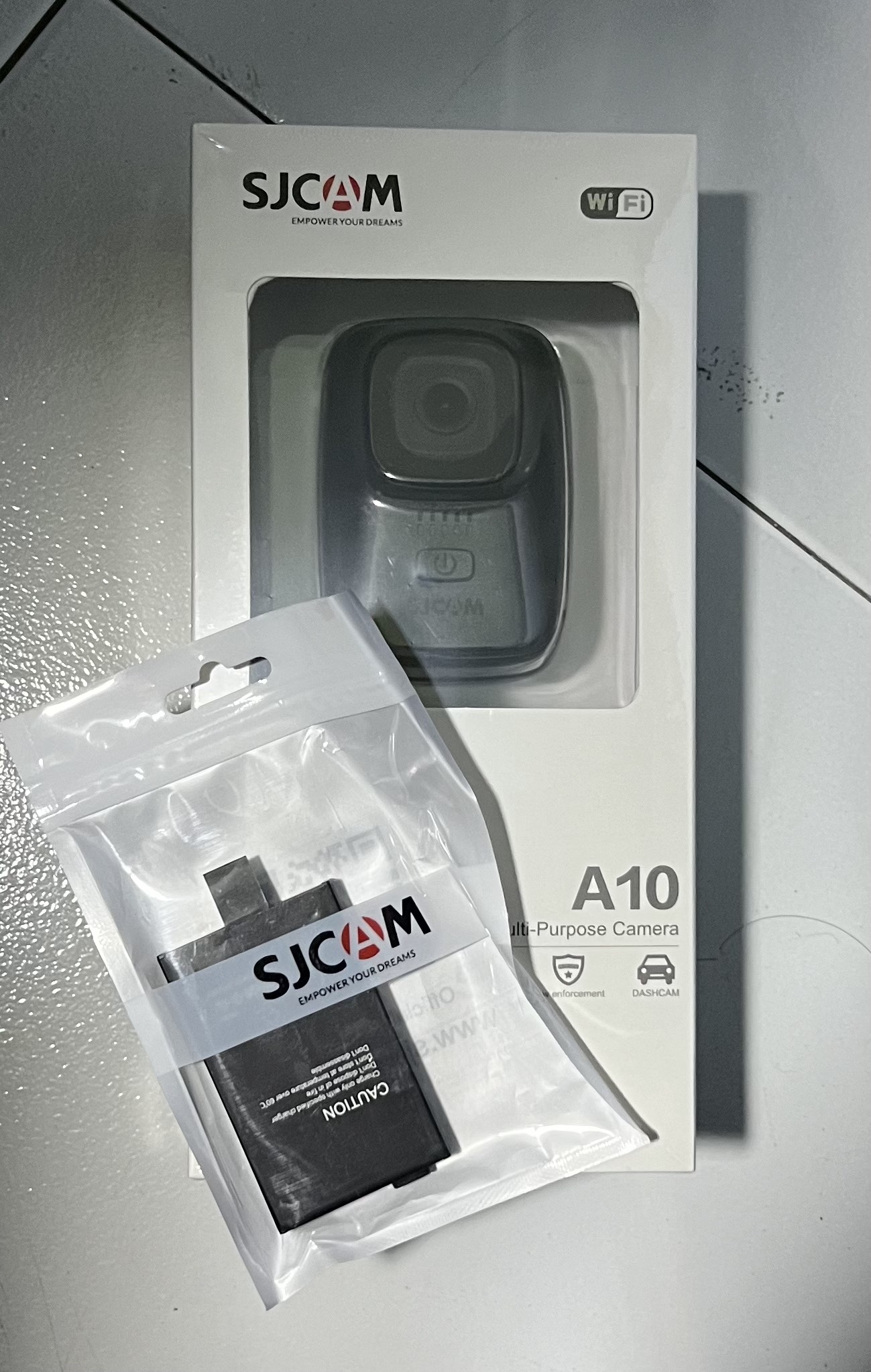 SJCAM A10 Body Cam Multi-Use Camera Waterproof 12 MP & 1080P SJCAM A10 Body Cam Multi-Use Camera Waterproof 12 MP & 1080P