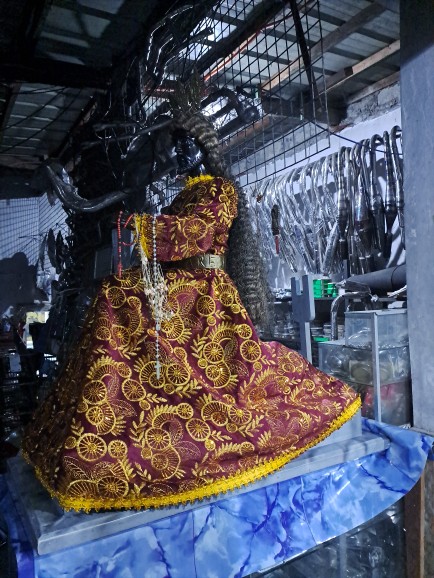 nazareno dress design Hesus Nazareno goldwork embroidery vestment by House of Gold Embroidery and threads Co #religion #catholic #nazareno #goldwork #embroidery #handmade #goldthread #spanishgoldthreads #vestment