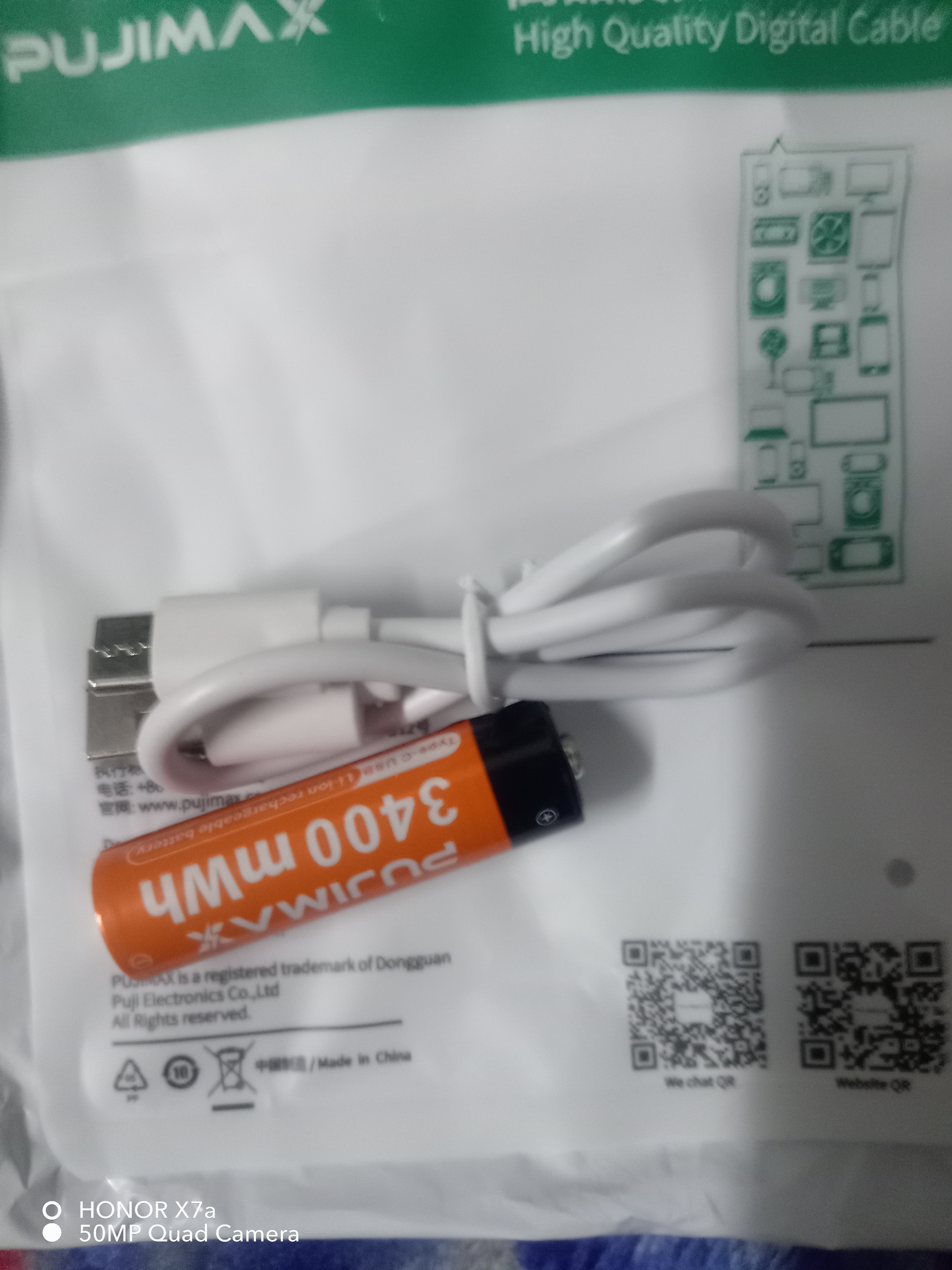 PUJIMAX 1.5V 3400mWh Rechargeable Lithium AA Batteries – 8-Pack With Fast Charger