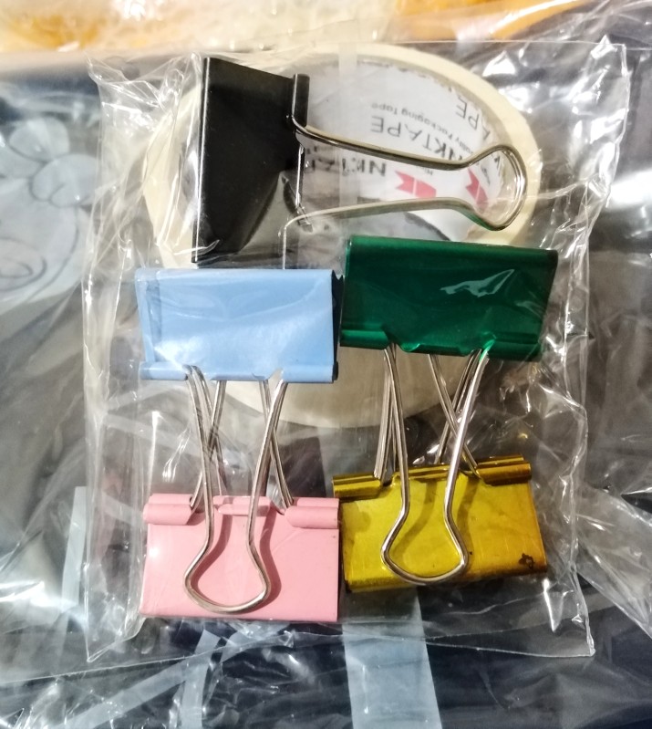 KEN] Value Small Pack of Multi Color Metal Binder Clip / Paper Clamps,  Single Size