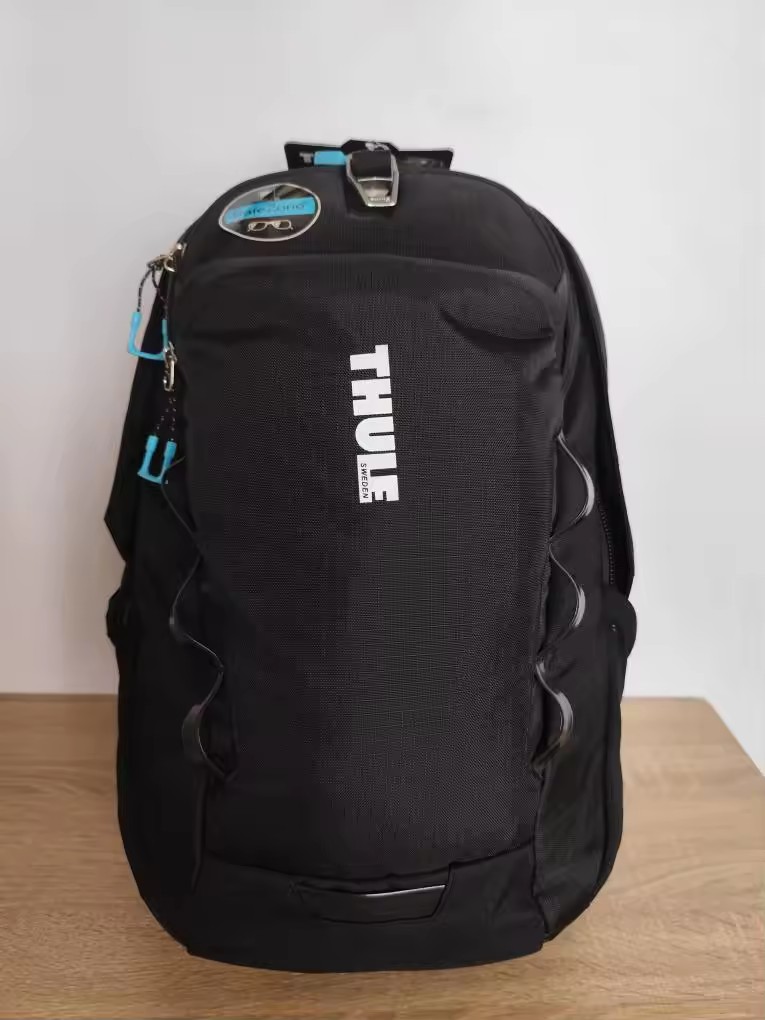 Thule Enroute Strut 15 - Black Unisex Urban Backpack Nylon Laptop
