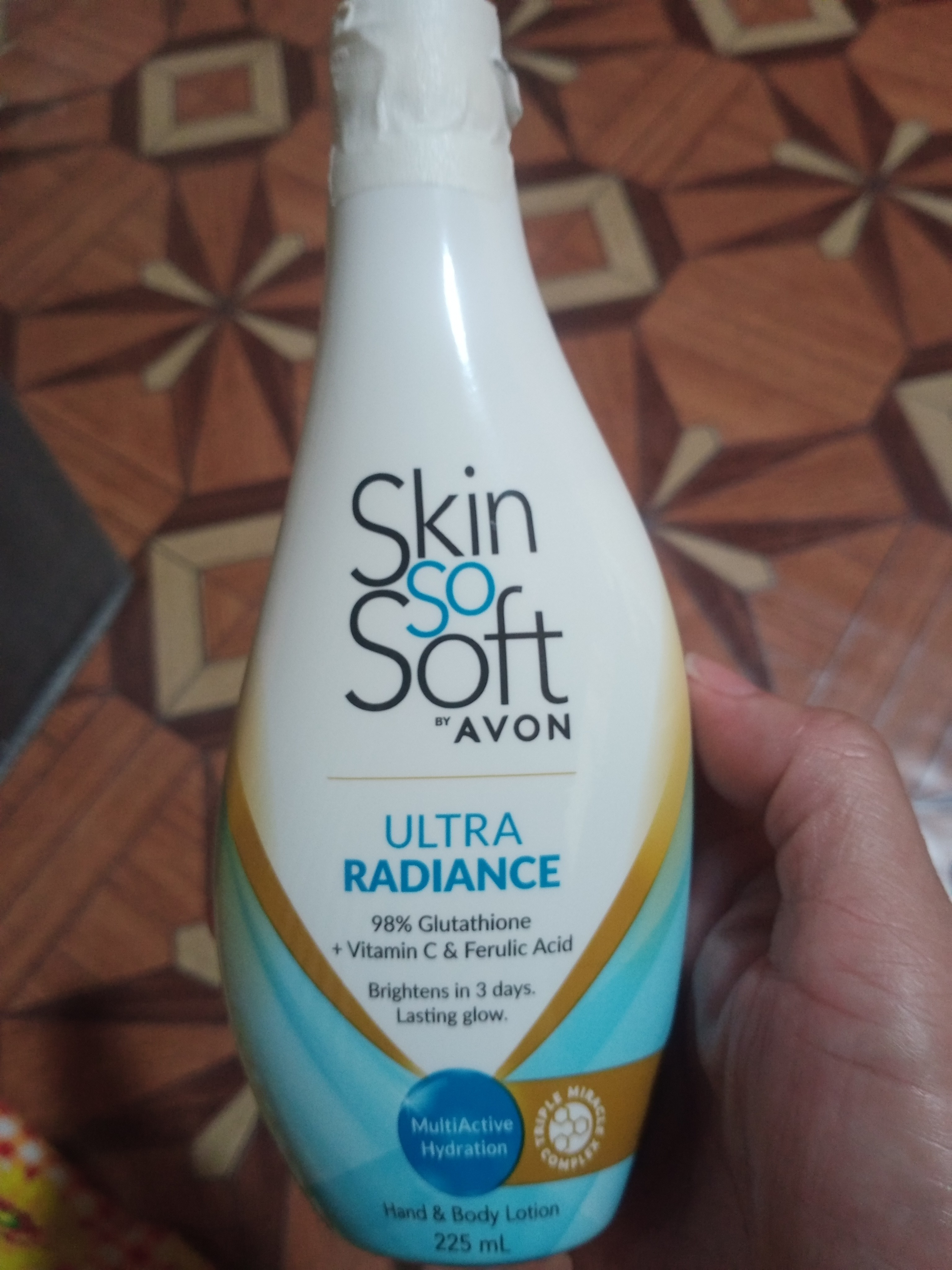 Avon SSS skin so soft Glutathione Radiance / Kojic Hand body lotion Suave Silkening Lotion Avon Black Suede Shave Lotion - Lazada | Lazada PH Avon SSS skin so soft Glutathione Radiance / Kojic Hand body lotion Suave Silkening Lotion Avon Black Suede Shave Lotion - Lazada | Lazada PH