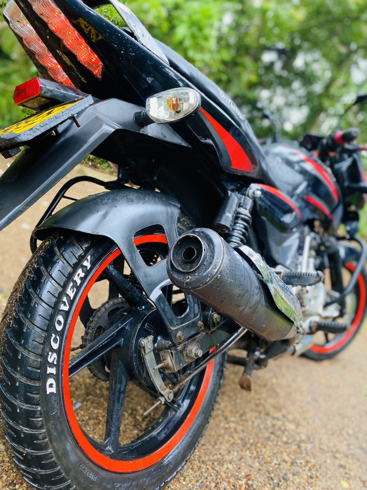 Pulsar 150 Discover Modified Photo BAJAJ PULSAR 150 RED