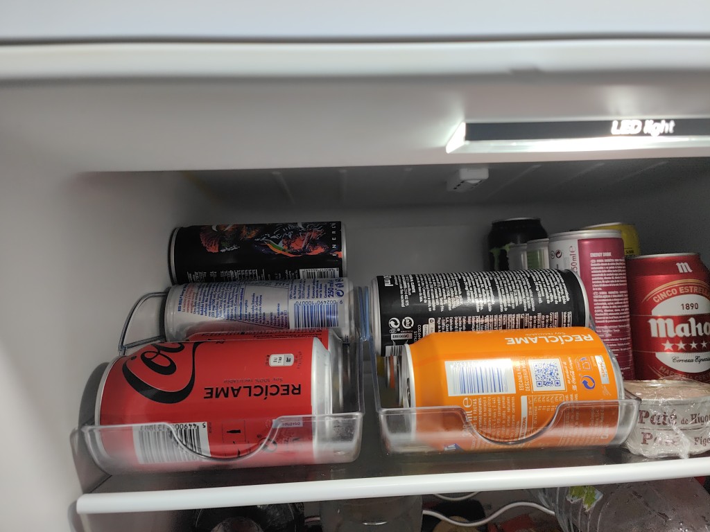 DISTRIBUX organizador nevera latas Apilable y Ahorra Espacio Dispensador de  Latas de Refresco para Despensa Nevera Congelador y Lavadero