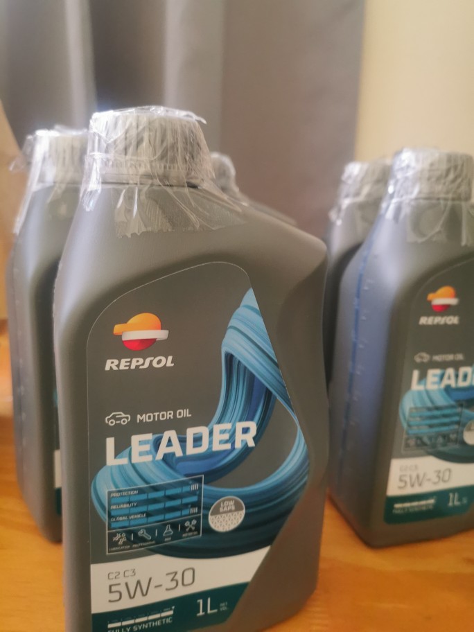 Repsol LEADER C2/C3 5W-30 Synthetic Motor Oil 5 Liters
