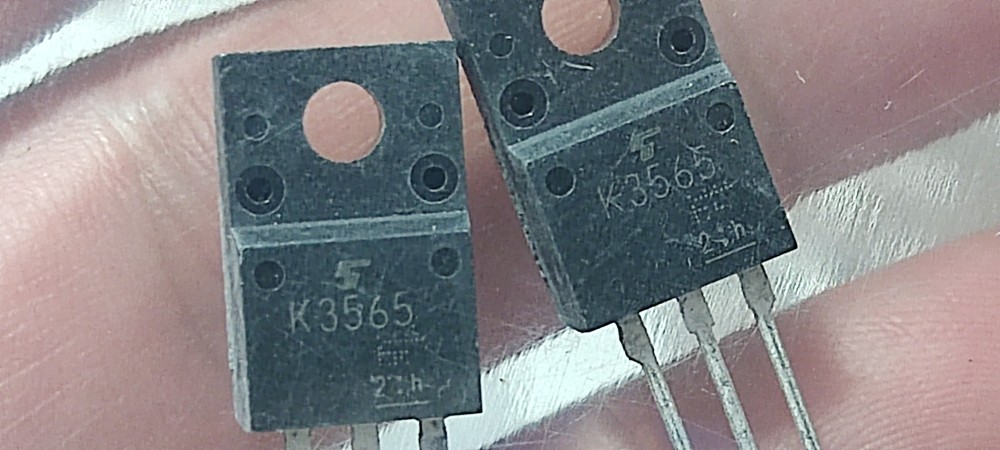 Lot De 5PCS MOSFET N-CH 2SK3565 900V 5A TO-220SIS - Composants électroniques Neufs