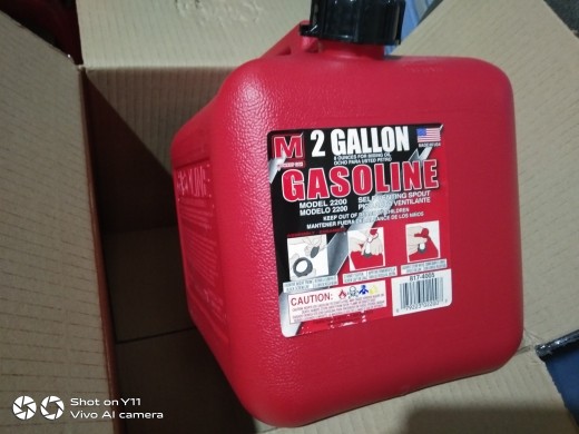 Bidón de Gasolina Midwest Can 2gal - FerrisariatoFerrisariato