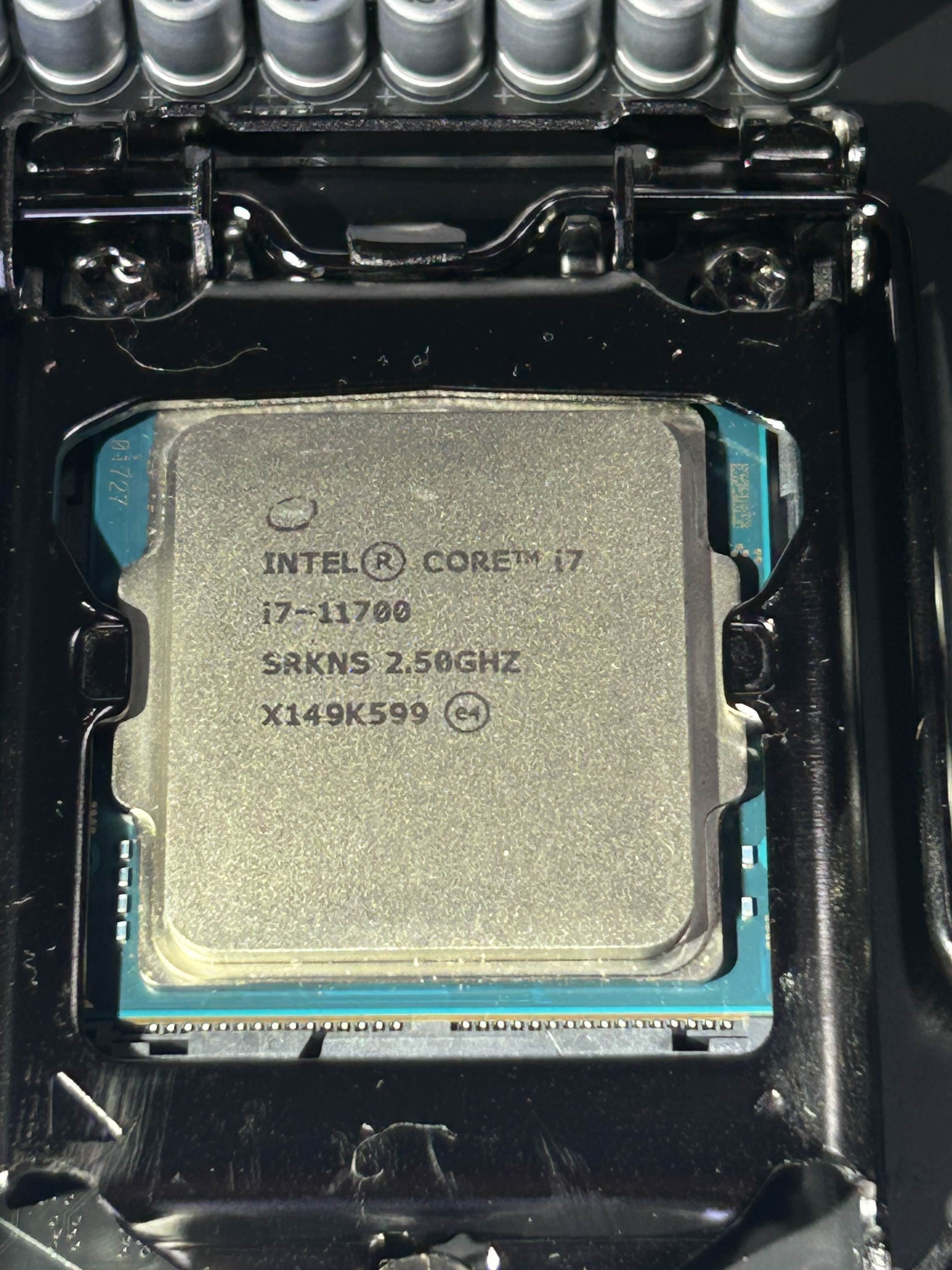 INTEL CORE i7-11700 / i7 11700kf 11th Gen Processor boxtype