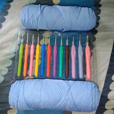 6pc Set Crochet Hooks with Ergonomic Plastic Handles Size 2.5mm-5mm  [SewAndStitch]