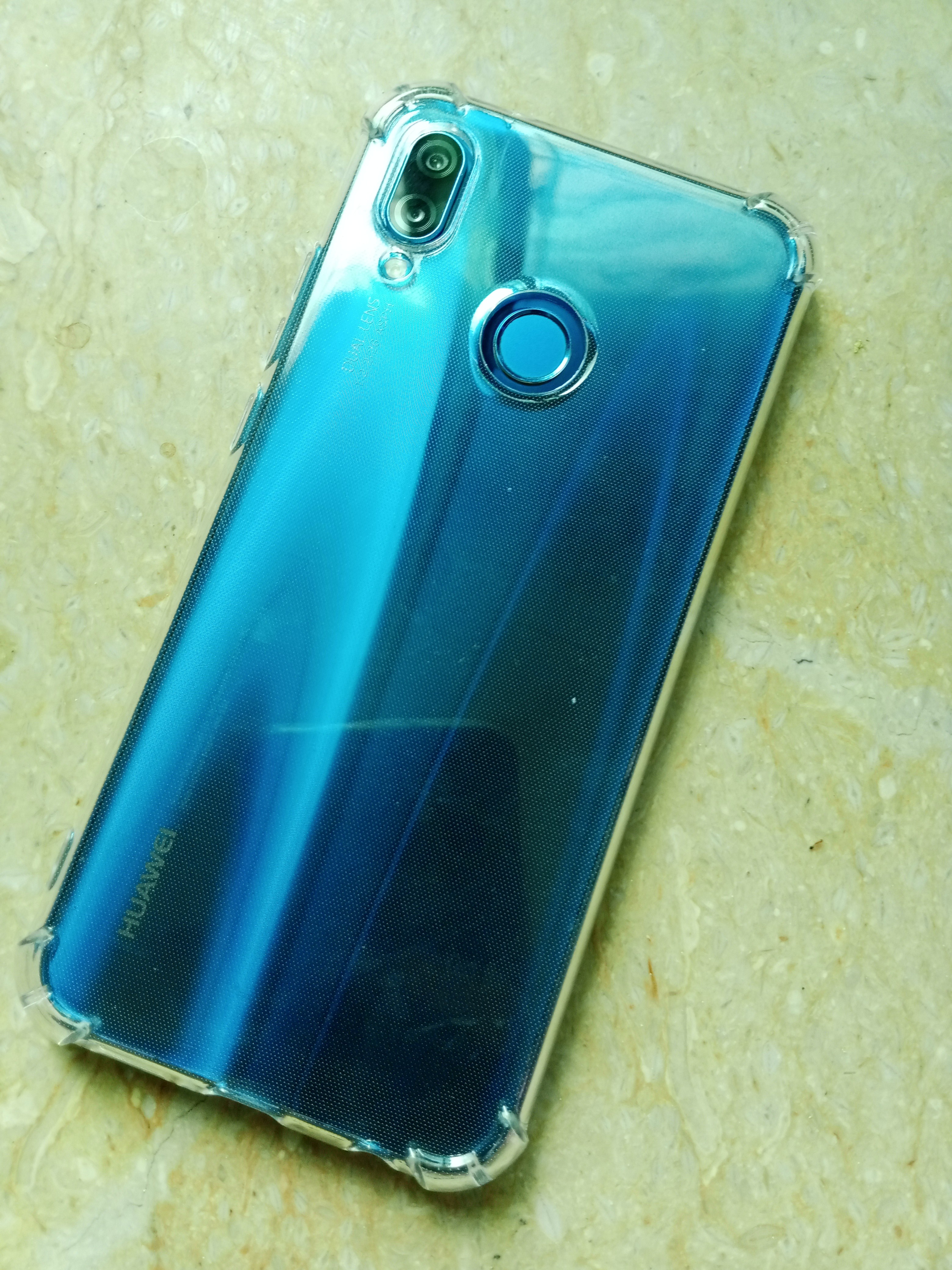 Ultra Dünne TPU Handyhülle Für Huawei P20 Lite - Transparent Mit Verstärkten Ecken