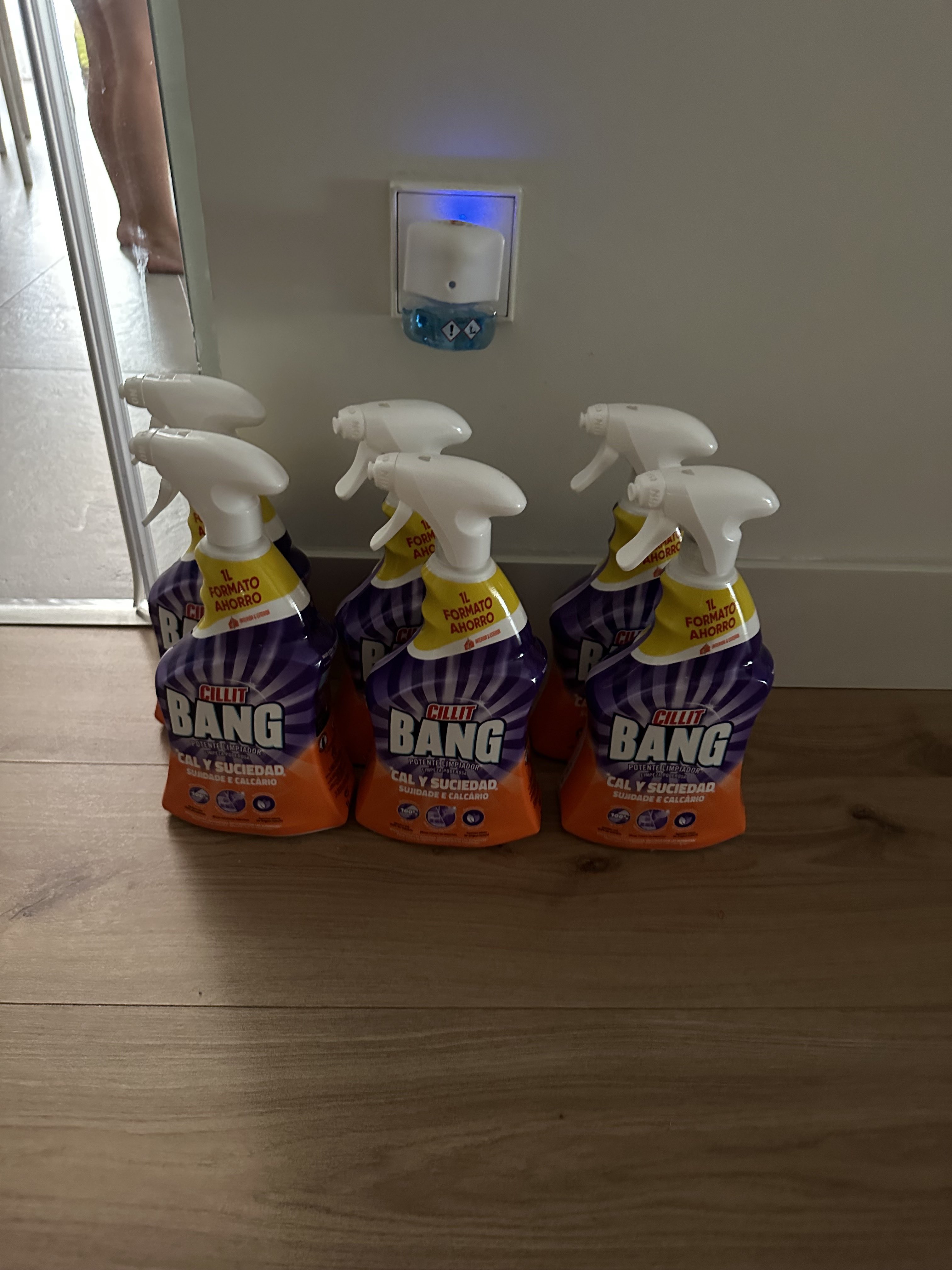 Cillit Bang - Pack 2 sprays Cal y Suciedad 1L + 2 sprays Suciedad y humedad  manchas negras para baño 1L