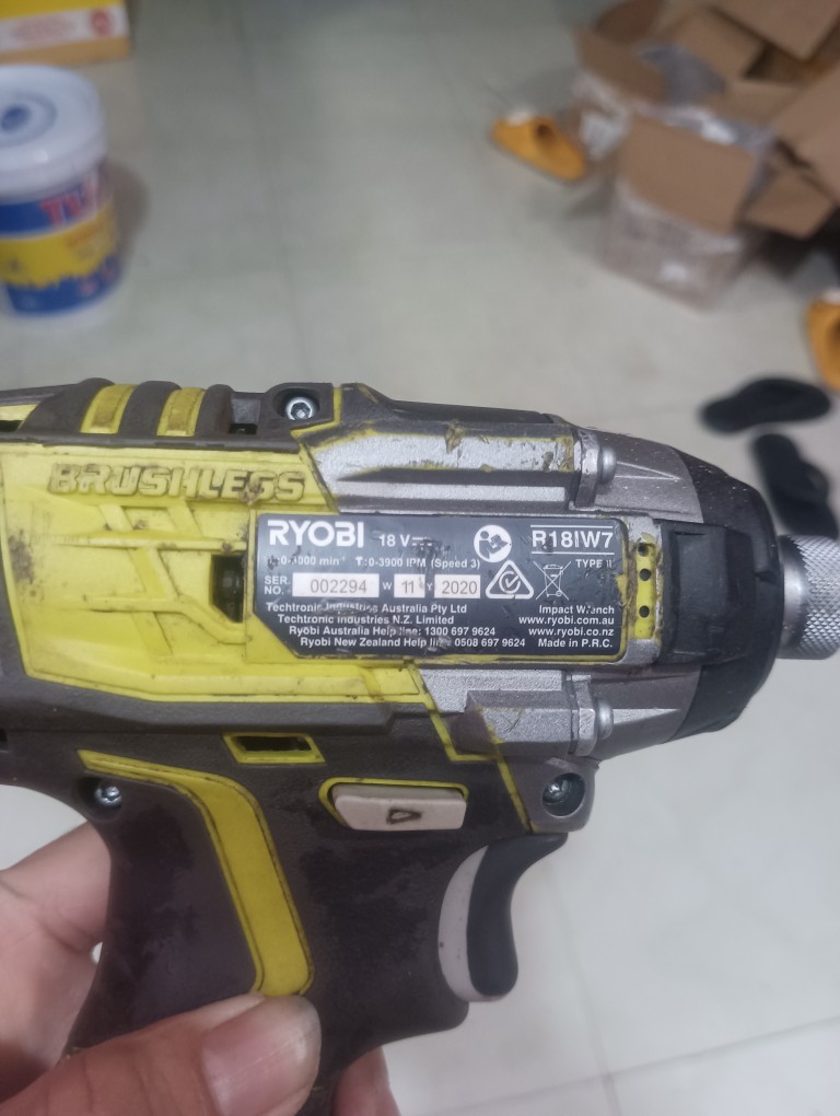 Ryobi r181w7 top