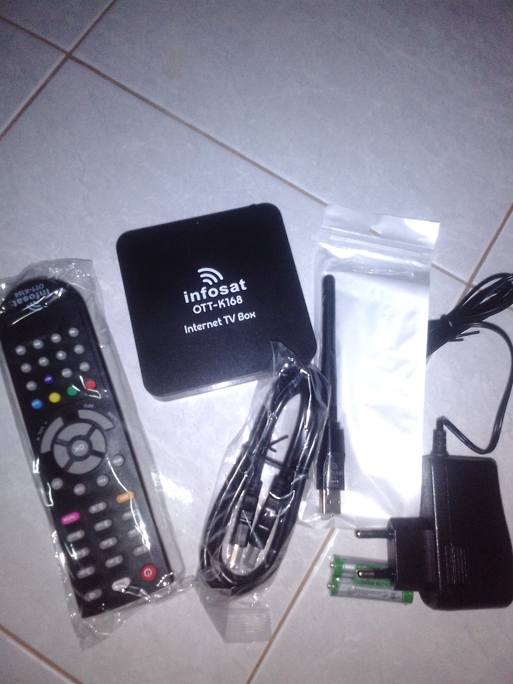 ส่งฟรี Infosat กล่องอินเตอร์เน็ตทีวี Internet TV รุ่น OTT-K168 ดู