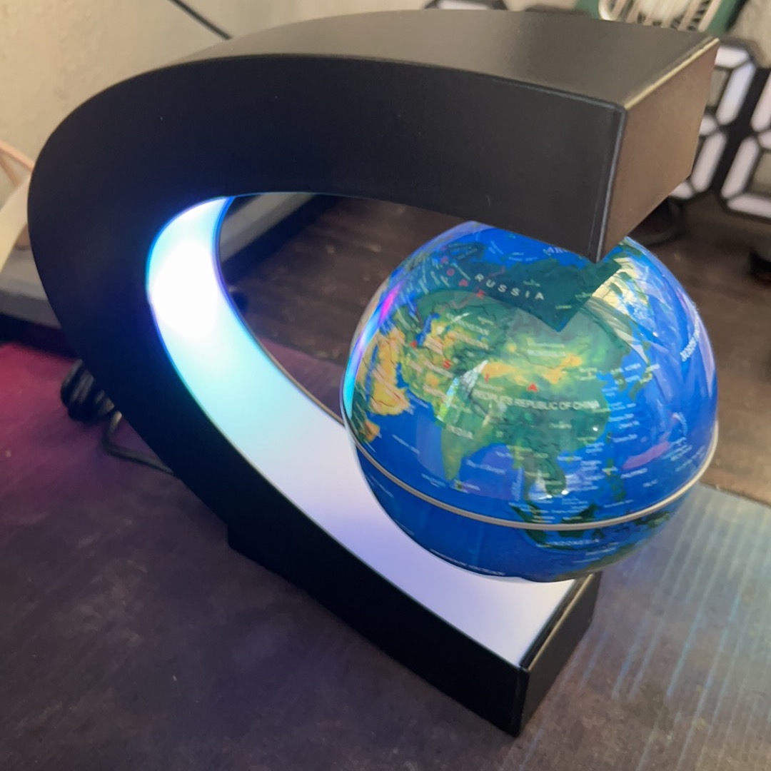 Dropship Magnetic Levitating Globe With LED Light; Cool Tech Gift For Men  Father Boys; Birthday Gifts For Kids; Floating Globes World Desk Gadget  Decor In Office Home/Display Frame Stand to Sell Online
