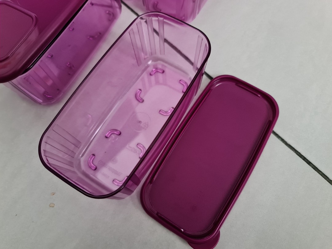 Tupperware Purple Fresh N Clear Clearmate Large 1.6L 2.5L Food Containers  Set