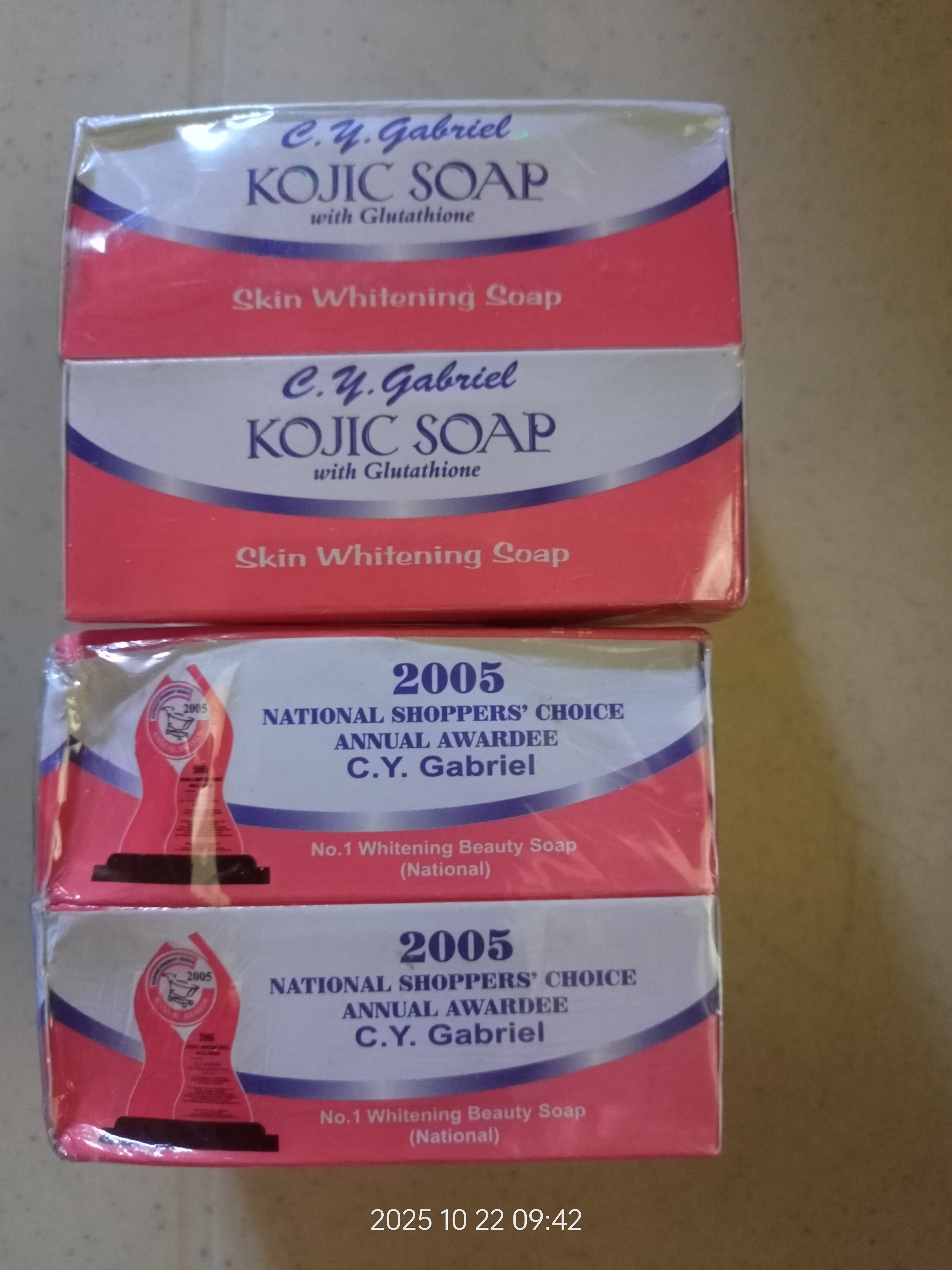 cy gabriel kojic soap with glutathione C.Y. GABRIEL KOJIC SOAP with Glutathione 135g Bundled Pack