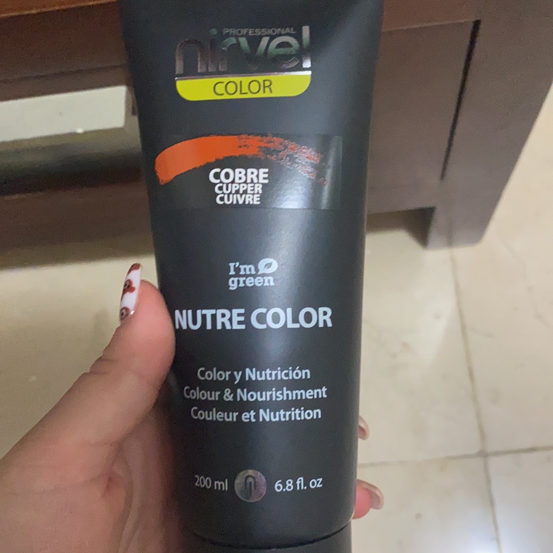 Nirvel Mascarilla Color Negro 200 ml