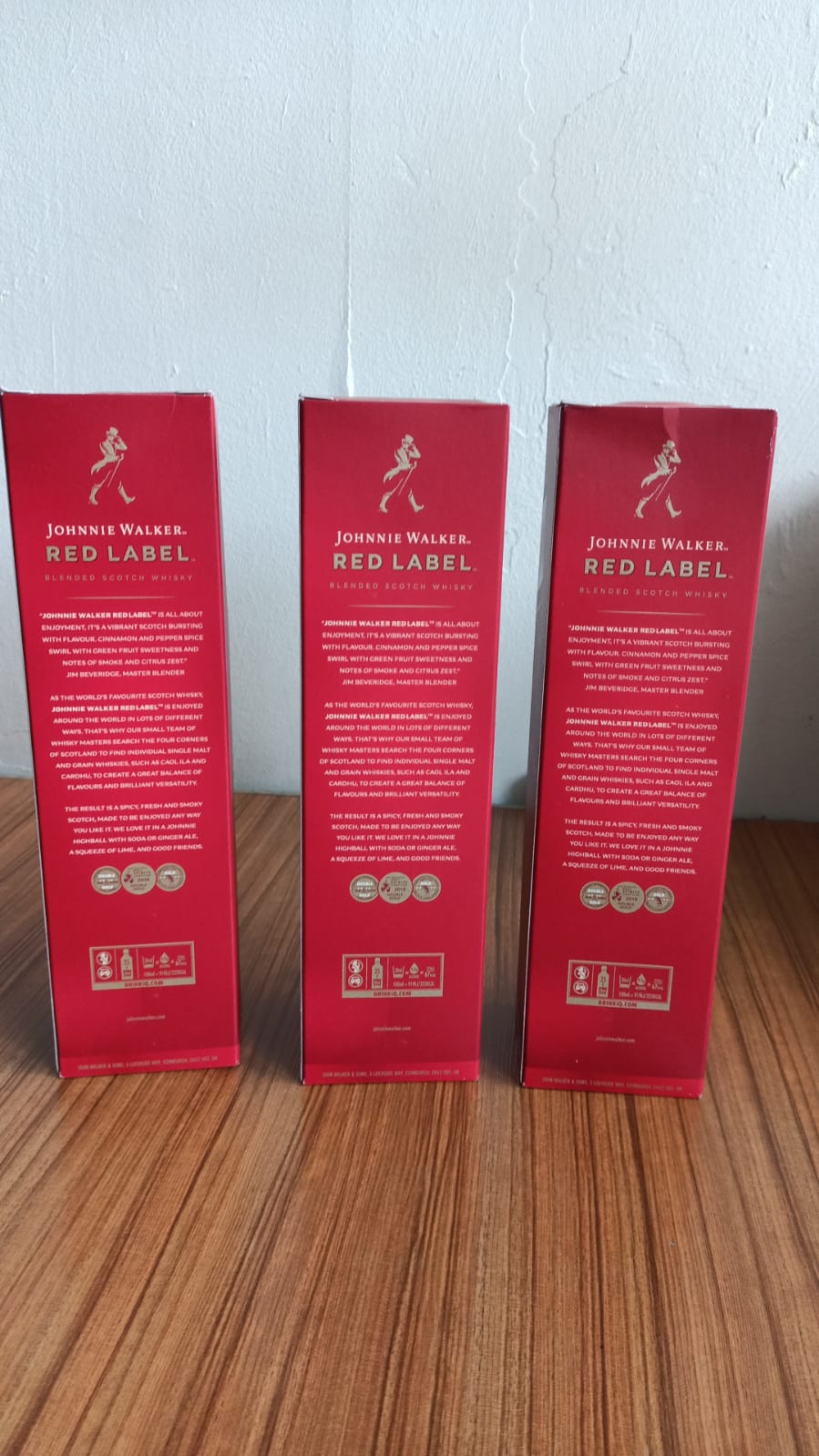 Bundle Of 3 Johnnie Walker Red Label Whisky 700ml | Lazada Singapore