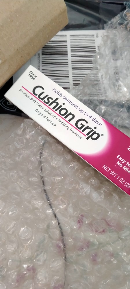 Cushion Grip Denture Adhesive, Thermoplastic - 1 oz