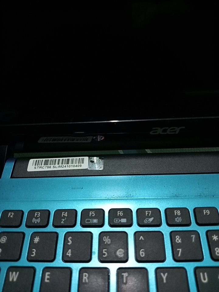 vhbw Compatible with Acer Aspire One 725 755 756 AO725 AO756 AOV5 V5 2200mAh 14.4V Li-ion Battery