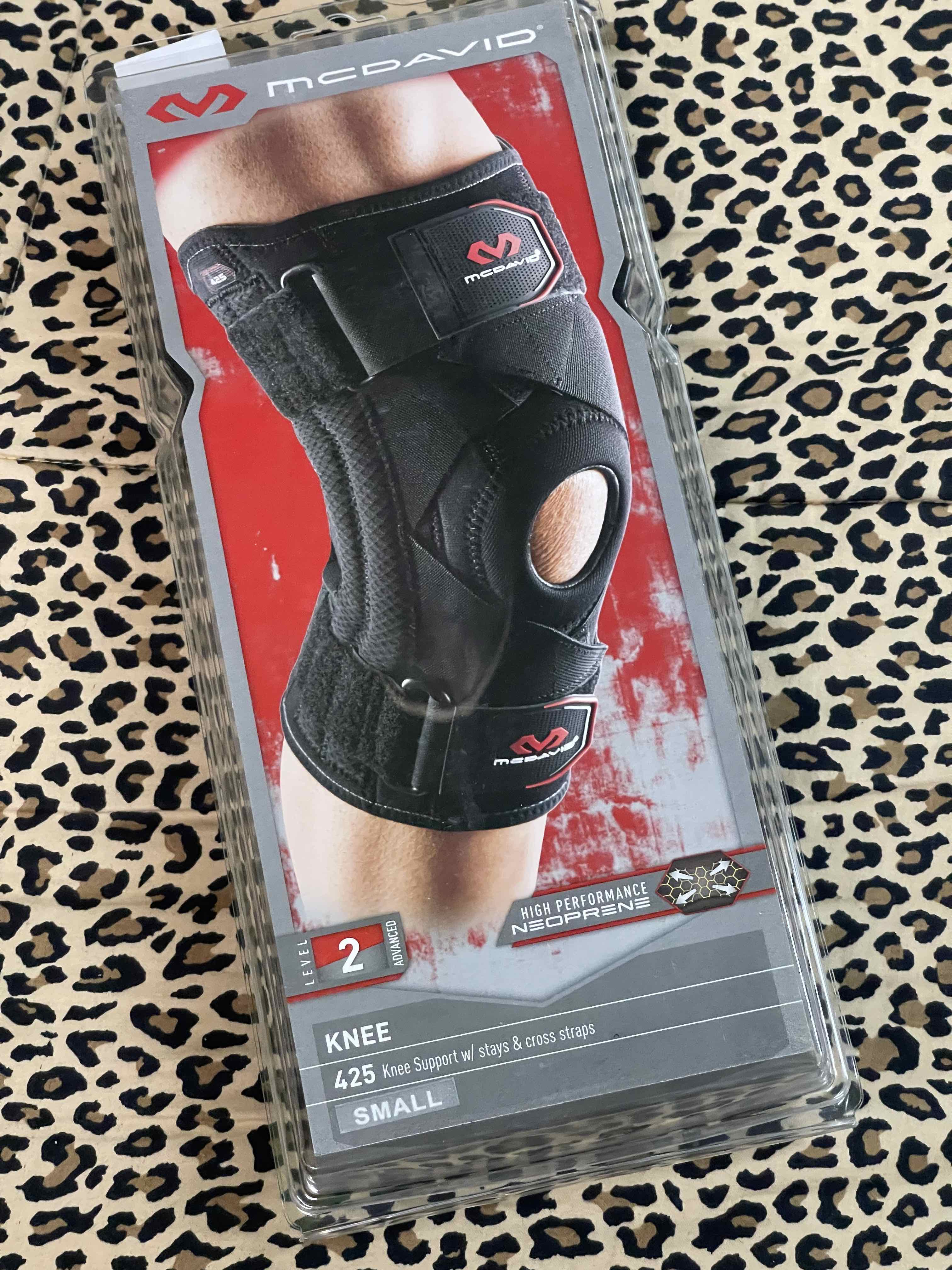 McDavid 425 ที่รัดเข่า knee support ซัพพอร์ตเข่า ที่พยุงเข่า  สำหรับผู้มีปัญหาเอ็นไขว้หน้าฉีกขาด ปวดเข่า ของแท้ 100%  โดยแบรนด์ระดับโลกจากอเมริกา