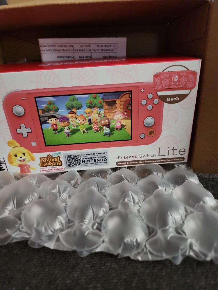 Nintendo Official Store] Nintendo Switch Lite Animal Crossing: New