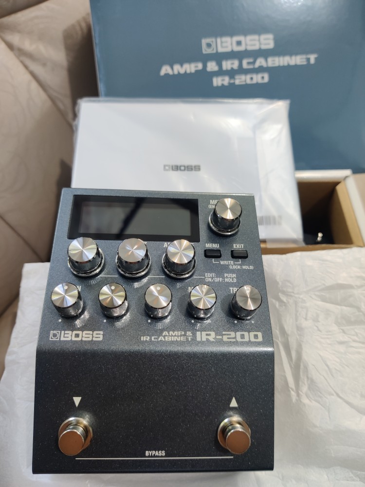 BOSS/IR-200 AMP&CABINET PROCESSOR Boss Ir-200 Amp Cabinet BOSS/IR-200 AMP&CABINET PROCESSOR Boss Ir-200 Amp Cabinet