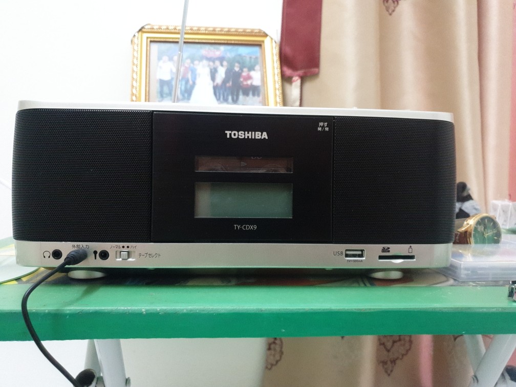 Đài Radio Cassette, CD, SD, USB 4GB Toshiba TY-CDX9 (N) - Hàng sản 