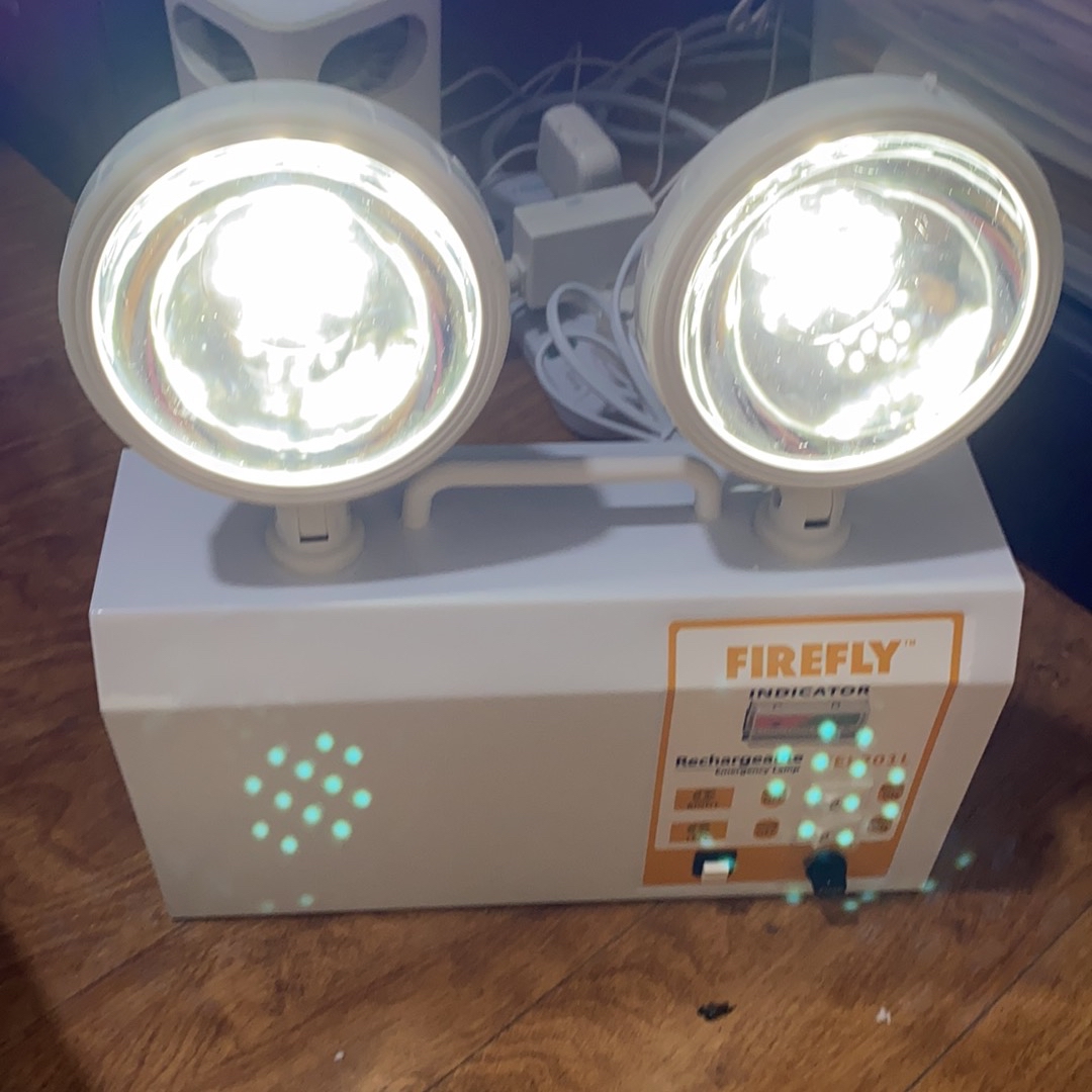 Firefly Rechargeable Twin Head Emergency Lamp – AHPI