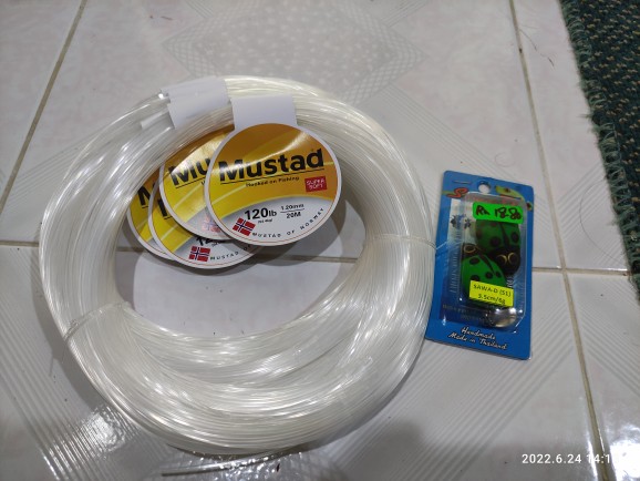 4077 MUSTAD SUPER SOFT LEADER 20M X 10 ROLL MULTICOLOUR TANGSI FISHING LINE