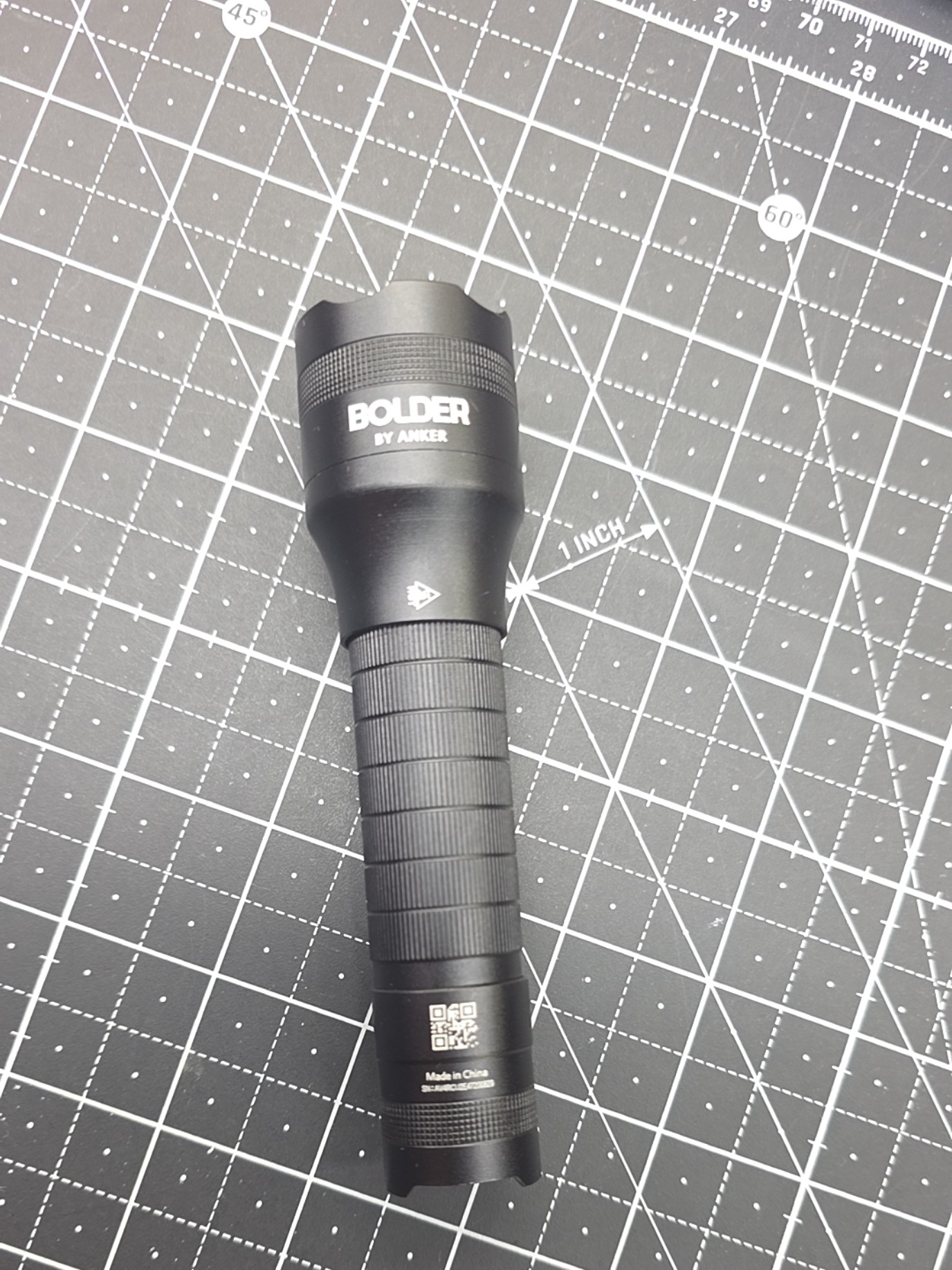 anker bolder lc40 rechargeable flashlight led torch 2 Pack, Pocket-Sized Led Torch, Super Bright 400 Lumens Cree Led, Ip65 Water Resistant, 3 Modes High/Low/Strobe for Indoors and Outdoors Lighting Anker Bolder LC30 Flashlight, LED