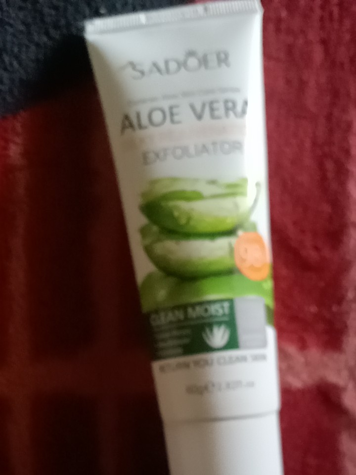 SADOER Aloe Vera Exfoliating Gel Peeling Dead Skin Remover 80g |  Lazada
