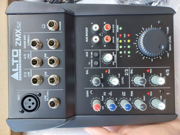 Alto Zephyr ZMX52 5 Channel Compact Studio Band DJ Mixer untested no charger as