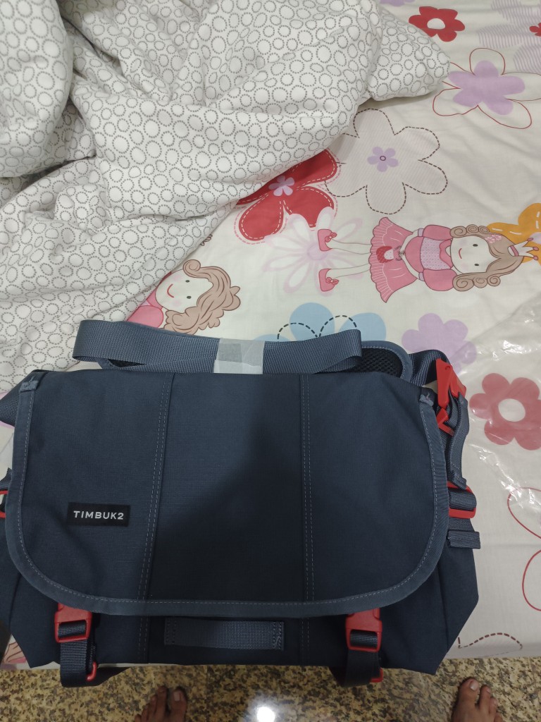 ディズニーコレクション □新品☆S☆TIMBUK2 classic messenger flame