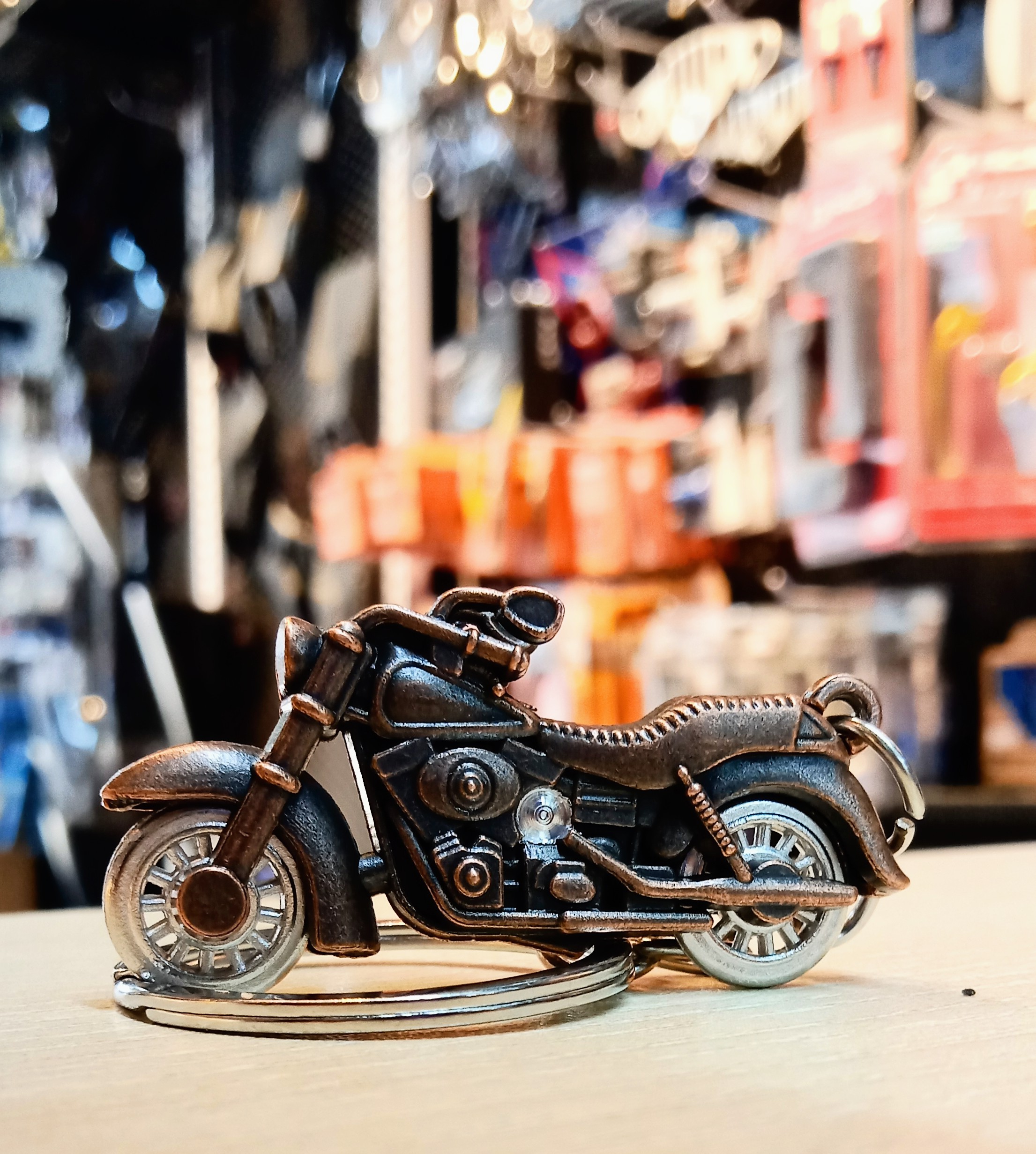 01PCS- New Metal Personality Mini motorcycle Pendant Keychain Bike