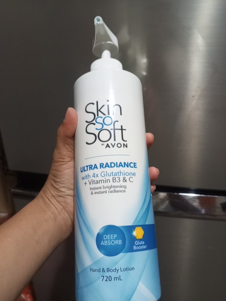 Avon SSS skin so soft Glutathione Radiance / Kojic Hand body lotion Suave  Silkening Lotion Avon Black Suede Shave Lotion - Lazada
