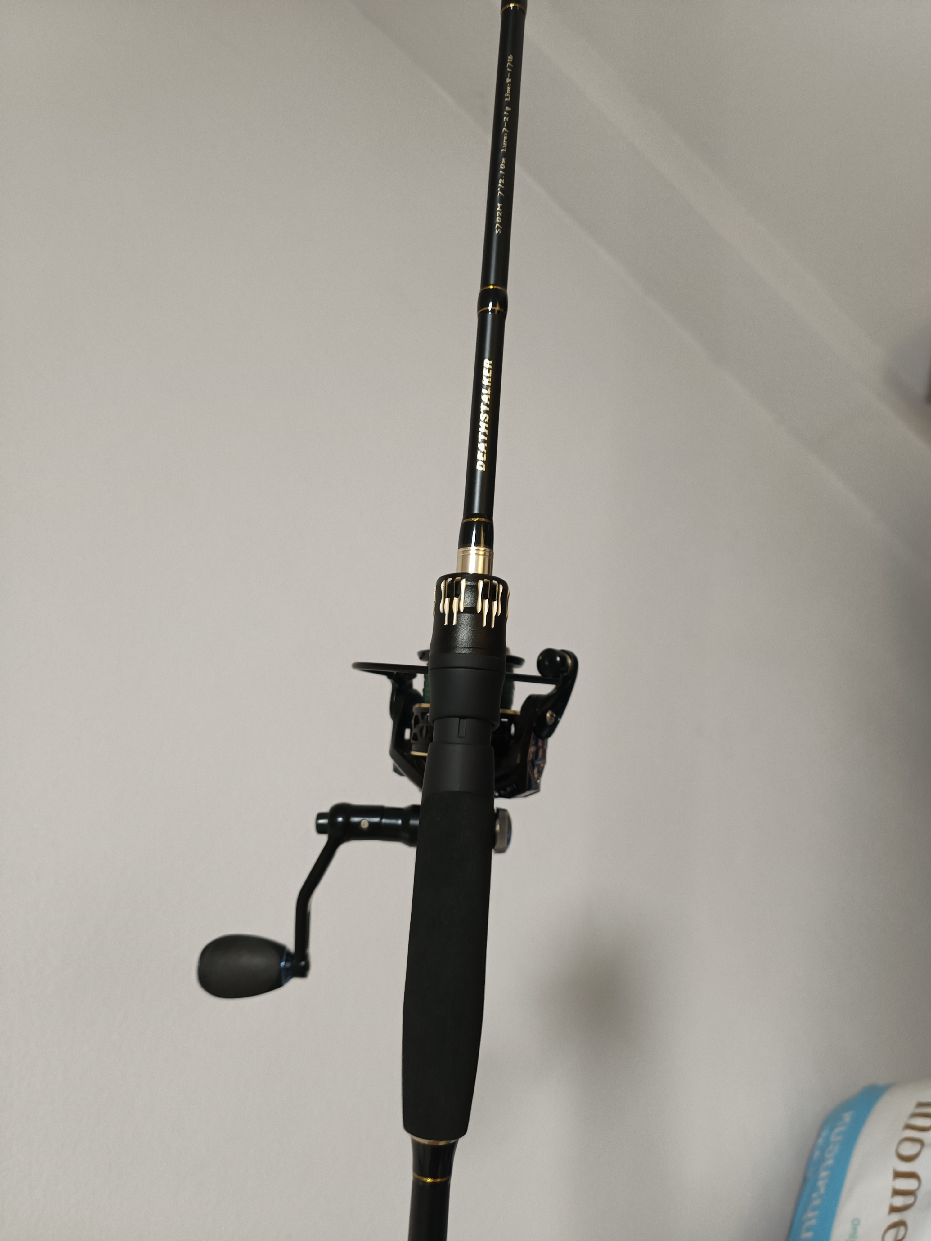 eruvian fishing pole Fish Armor LIVE SCOPE 60 INCH Garmin/Lowrance Izuo Brothers AH HOOK Reel Finish:Satin Bronze SALTWATER REEL 4lb 1/32