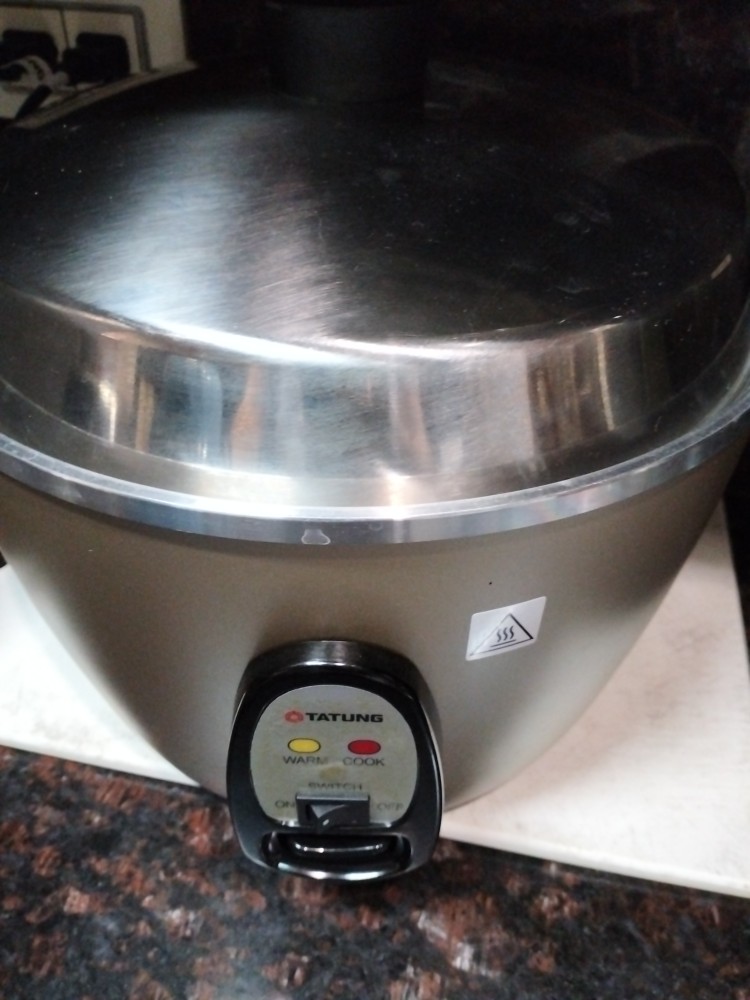 Get Tatung Pearl White Electric Cooker (UL) 10 Cup TAC-10G-SF