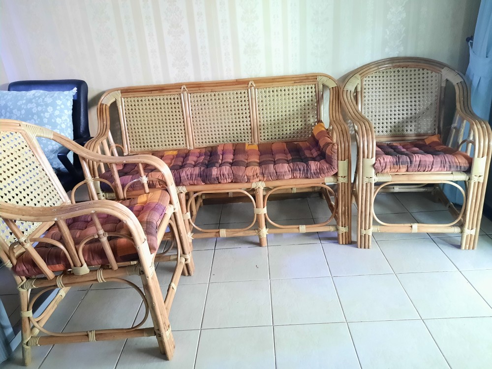 Cane Sofa Set Olx Bangalore Baci Living Room