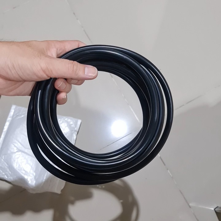 1 Meter Food Grade Silicone Tubing – Flexible Hose Pipe In Various Sizes (1/2/3/4/5-12mm) For DIY & Kitchen Use 8 thumbnail image