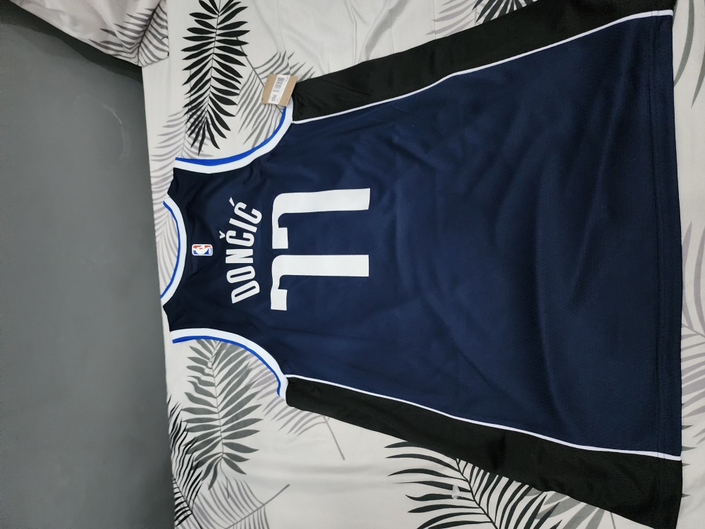 NBA Dallas Mavericks Luka Dončić Jersey Navy - Burned Sports