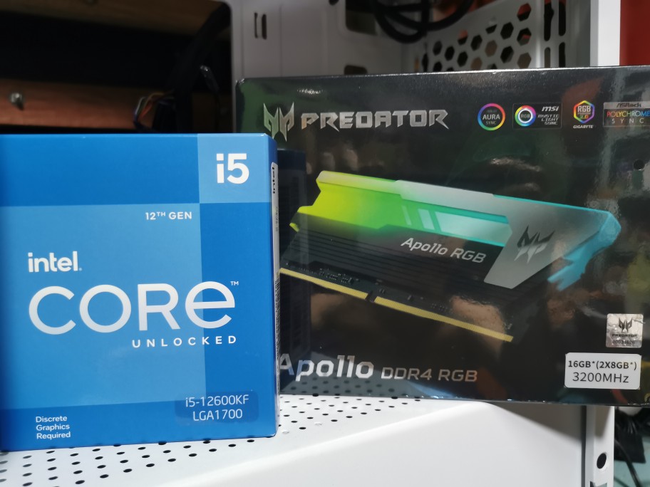 Apollo Predator Ddr4 16gb PREDATOR APOLLO 16GB 3200 DDR4 RGB (8GB