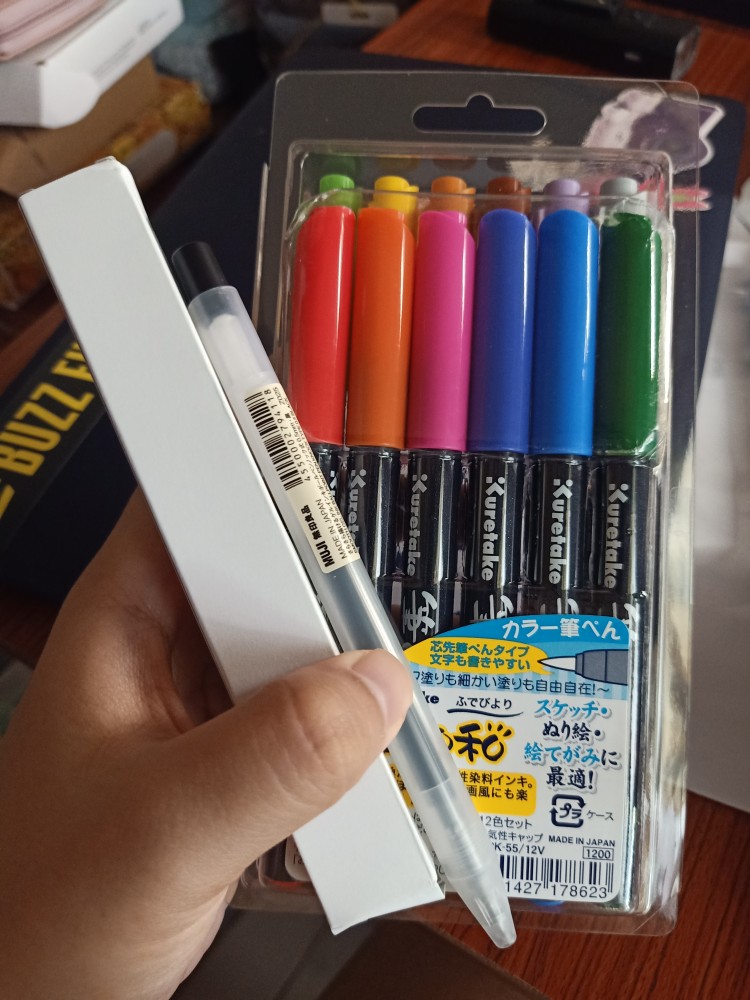 Kuretake Fudebiyori Brush Pen - 12 Color Set